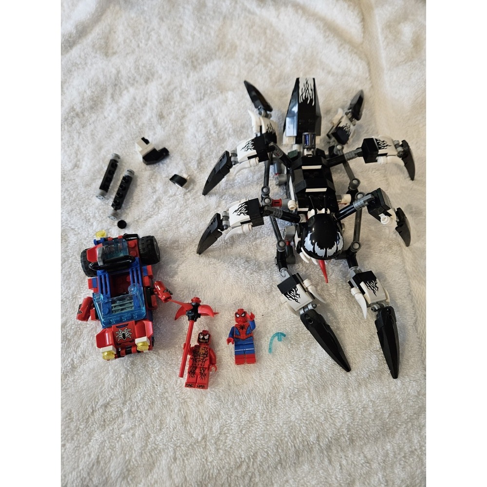 LEGO Marvel Super Heroes: Venom Crawler (76163) Partial Set Read